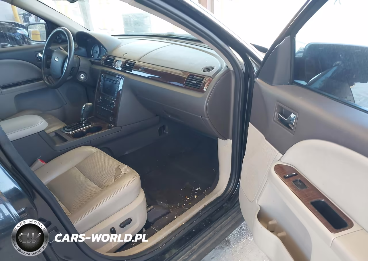 2008 Ford Taurus Limited VIN:1FAHP25W88G126042 - 5