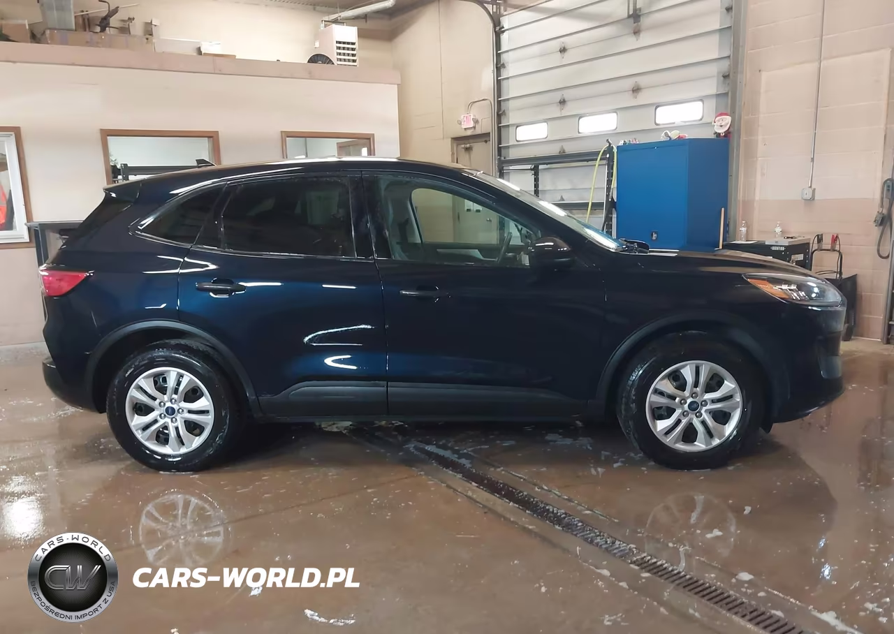 2021 Ford Escape S VIN:1FMCU9F63MUA61998 - 15