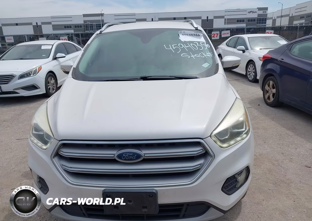 2017 Ford Escape Titanium VIN:1FMCU0J90HUD40098 - 12