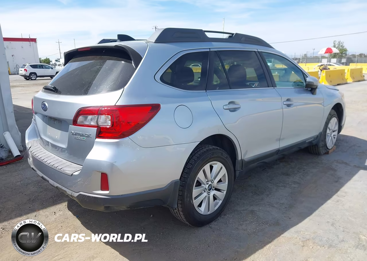 2016 Subaru Outback 2.5I Premium VIN:4S4BSAFC4G3294825 - 4