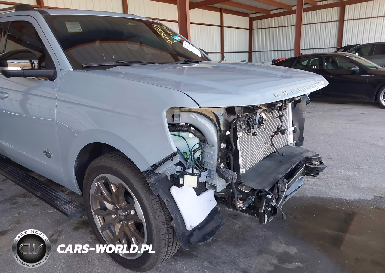 2025 Ford Expedition King Ranch Max VIN:1FMJK1P81SEA64209 - 17