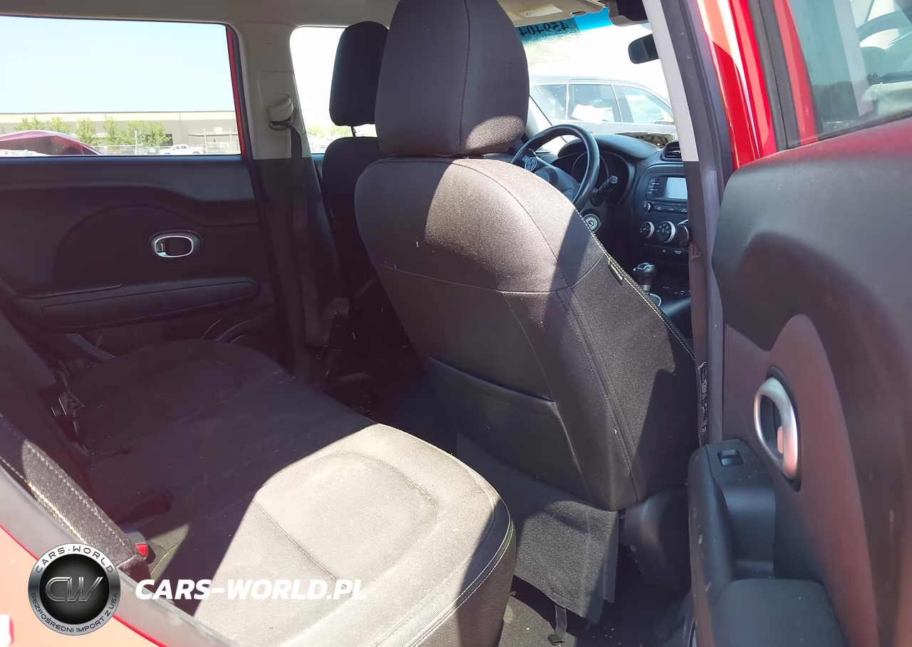 2016 Kia Soul + VIN:KNDJP3A51G7869428 - 8