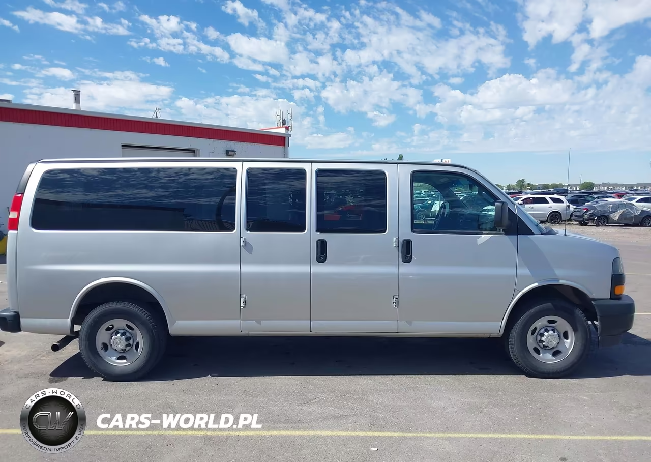 2019 Chevrolet Express 3500 Ls VIN:1GAZGNFG4K1292133 - 13