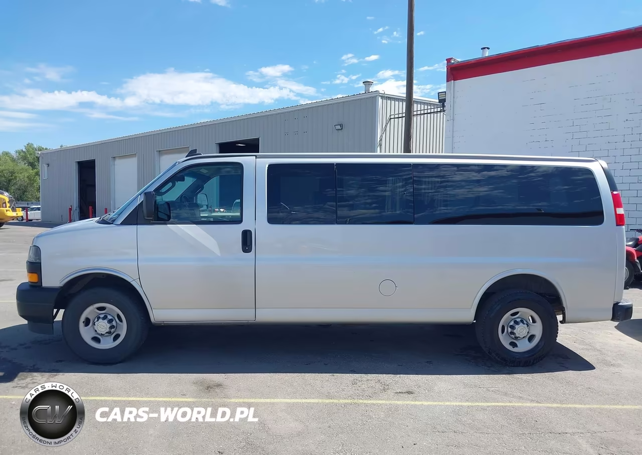 2019 Chevrolet Express 3500 Ls VIN:1GAZGNFG4K1292133 - 14