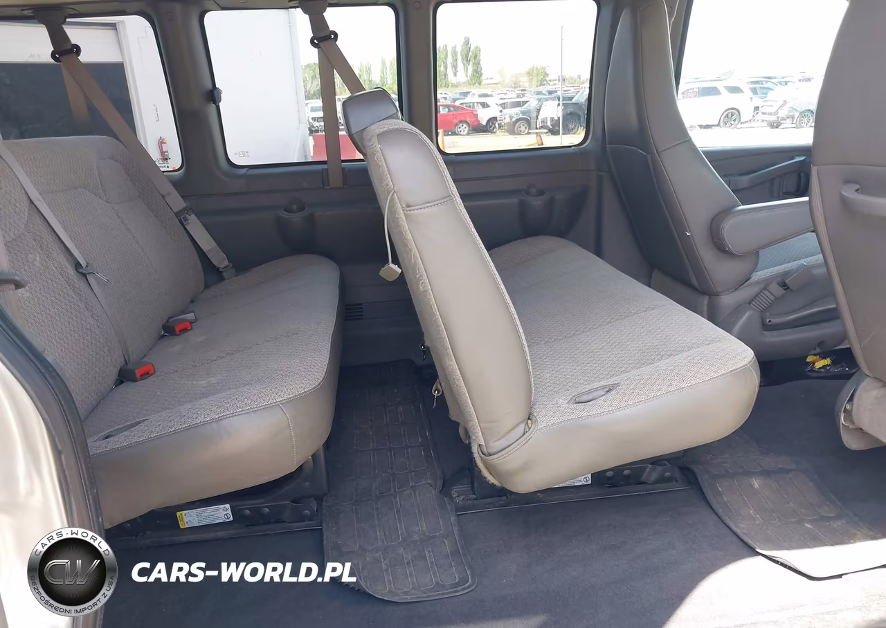 2019 Chevrolet Express 3500 Ls VIN:1GAZGNFG4K1292133 - 8