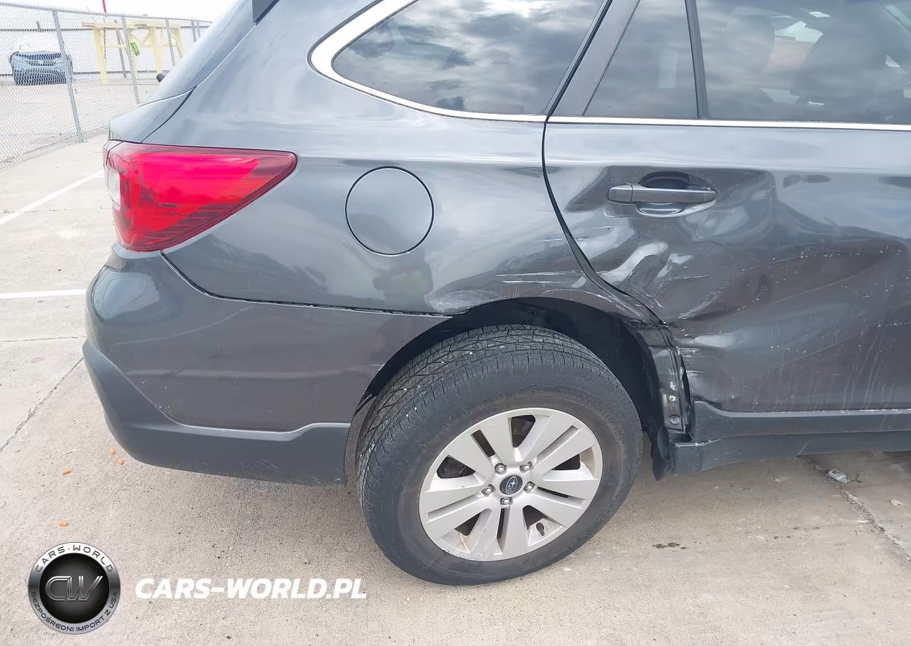 2019 Subaru Outback 2.5I Premium VIN:4S4BSAFC5K3350652 - 6