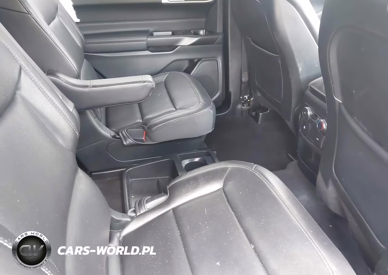 2020 Ford Explorer Xlt VIN:1FMSK7DH7LGB46009 - 8