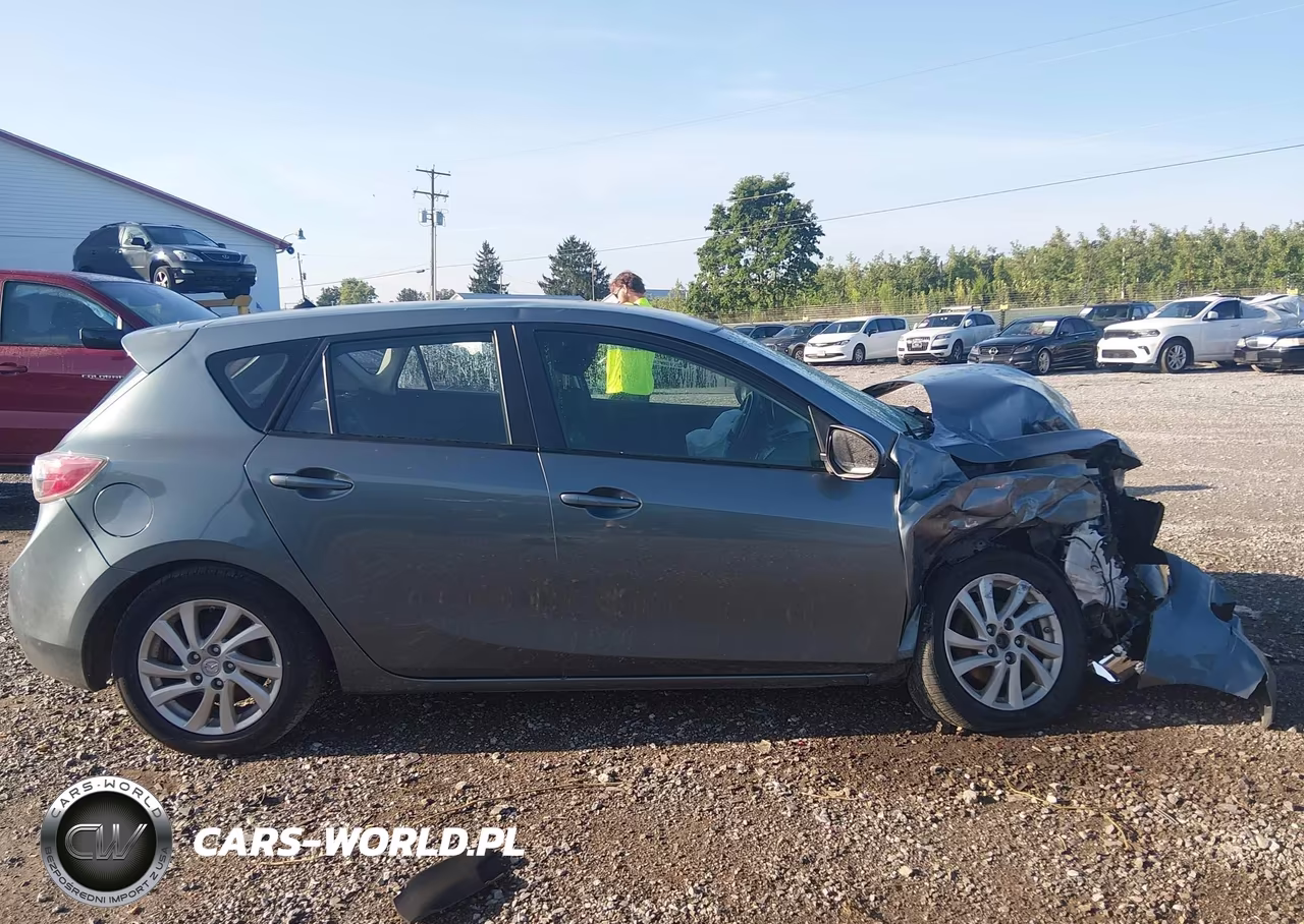 2012 Mazda Mazda3 I Touring VIN:JM1BL1L84C1538240 - 13