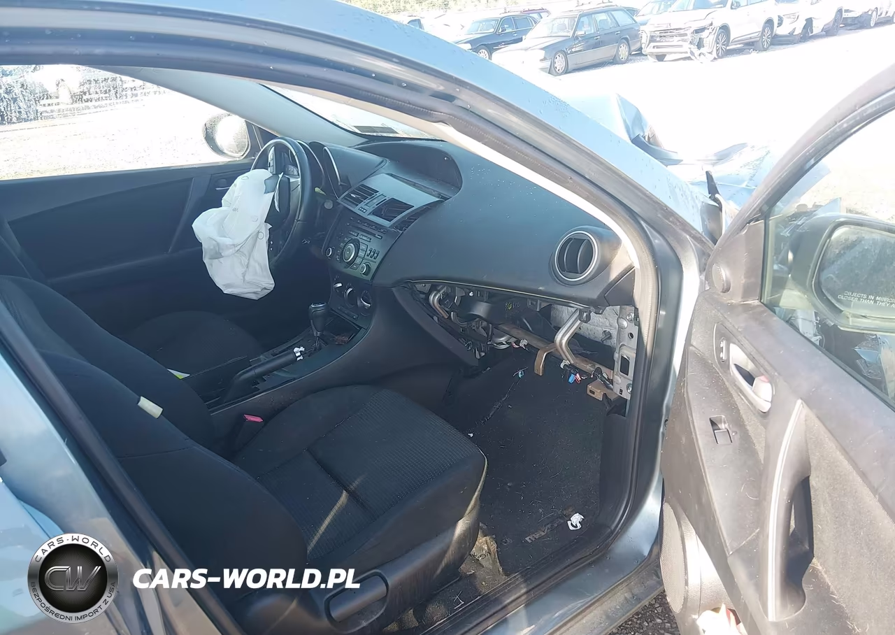 2012 Mazda Mazda3 I Touring VIN:JM1BL1L84C1538240 - 5