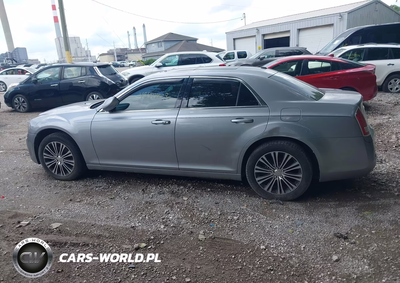 2014 Chrysler 300 300S VIN:2C3CCAGG7EH184776 - 13