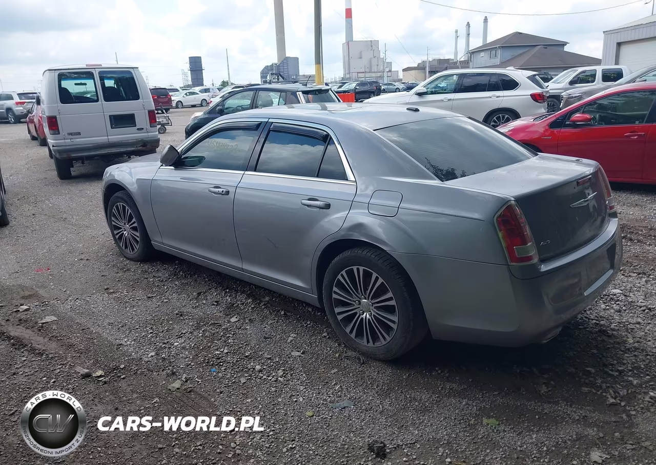 2014 Chrysler 300 300S VIN:2C3CCAGG7EH184776 - 3