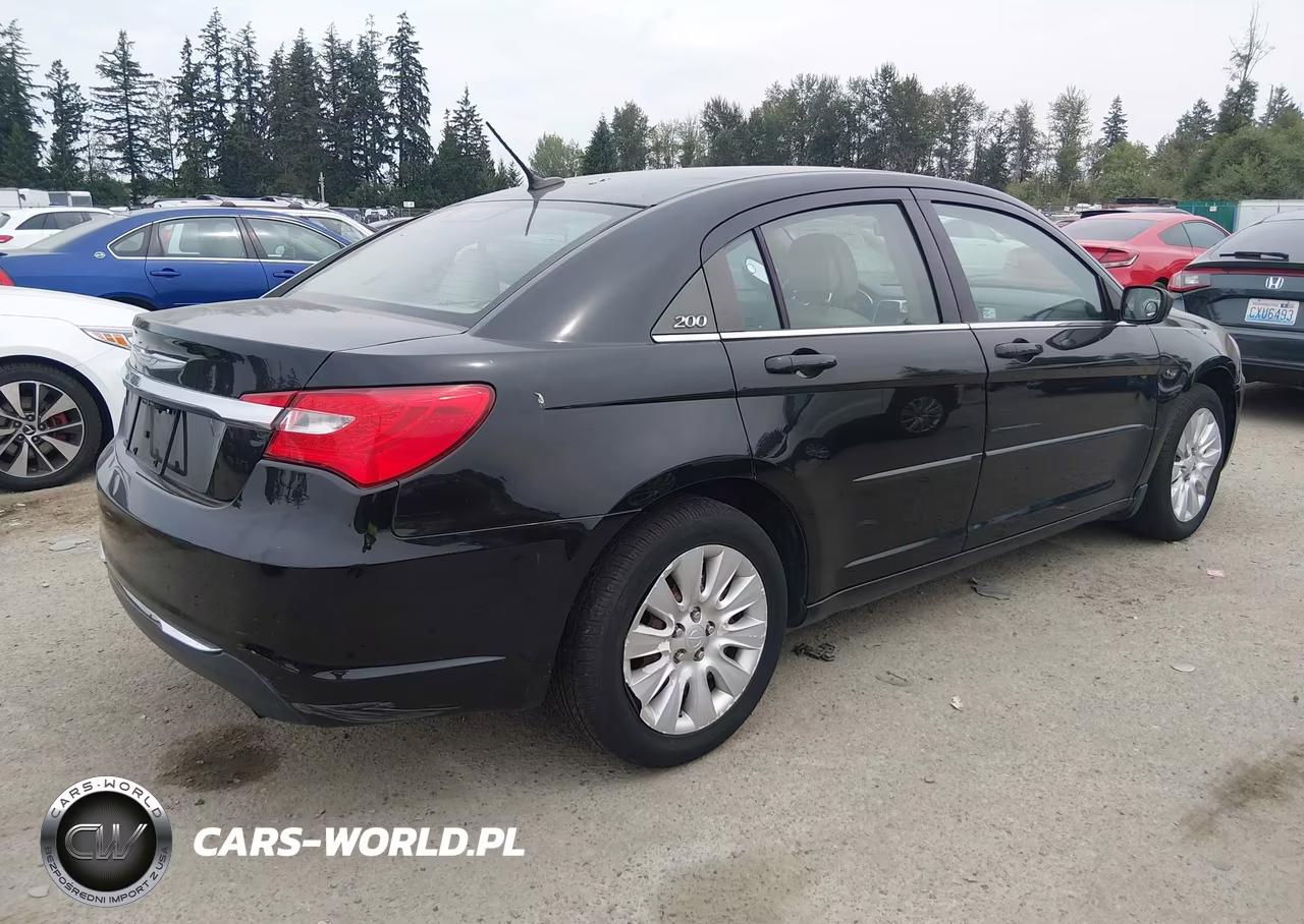 2011 Chrysler 200 Lx VIN:1C3BC4FB8BN553778 - 4