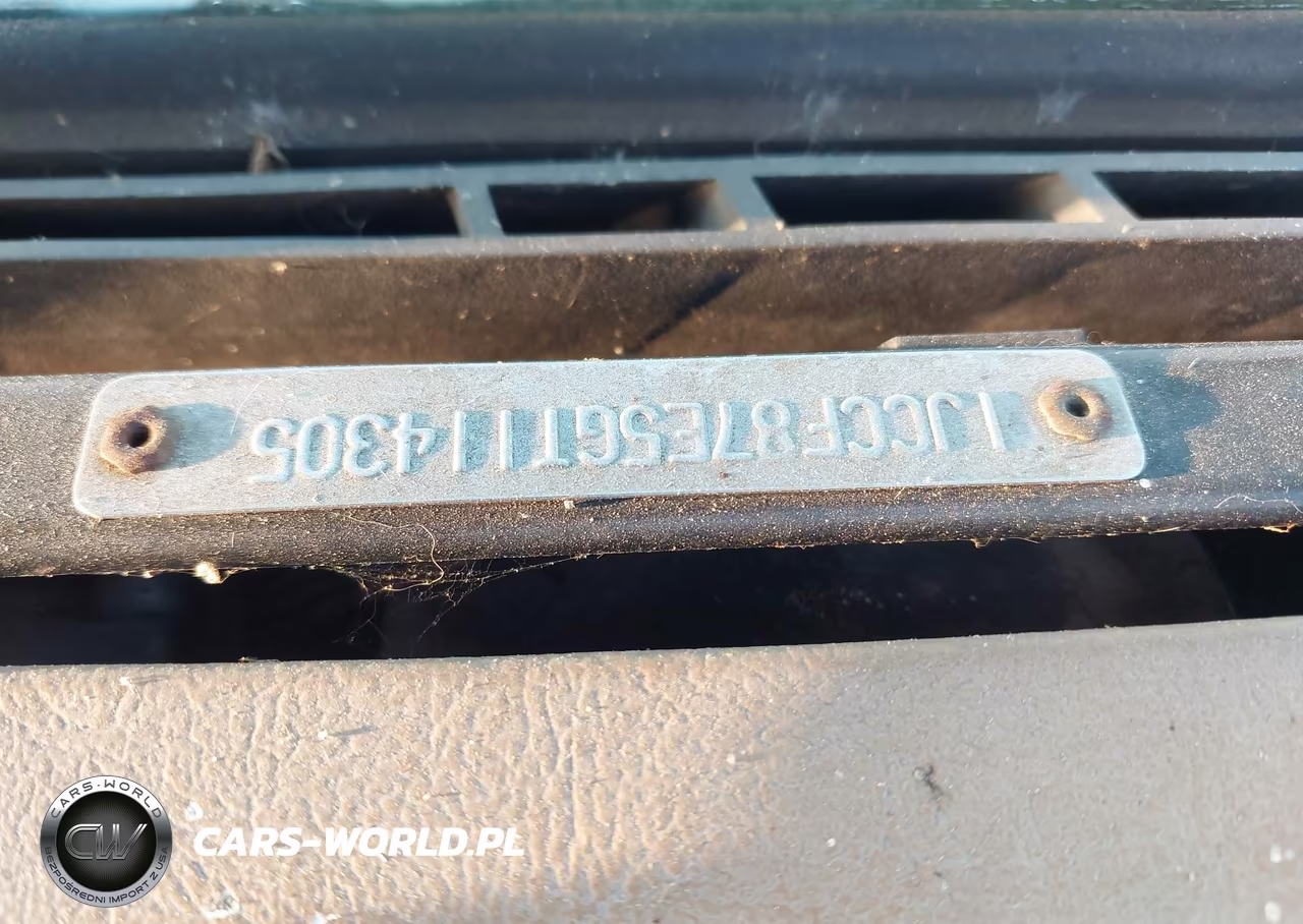 1986 Jeep Jeep Cj7 VIN:1JCCF87E5GT114305 - 9