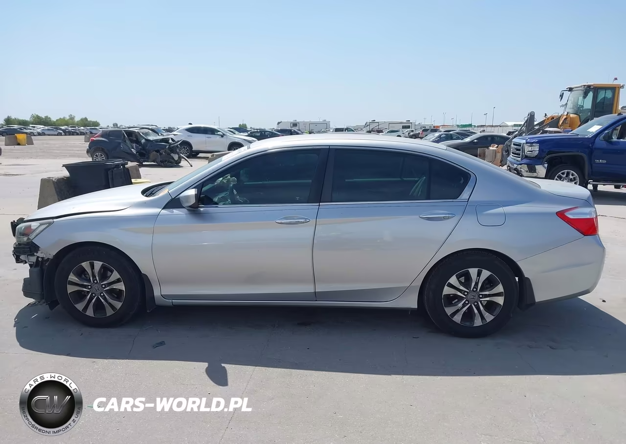 2013 Honda Accord Lx VIN:1HGCR2F39DA133115 - 15