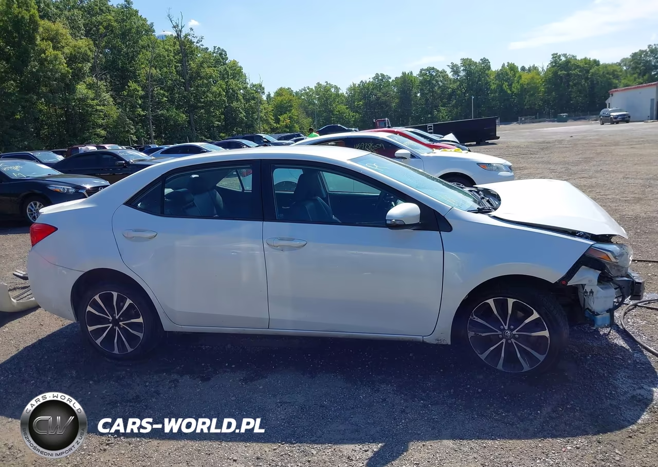 2017 Toyota Corolla Se VIN:5YFBURHE0HP594186 - 13