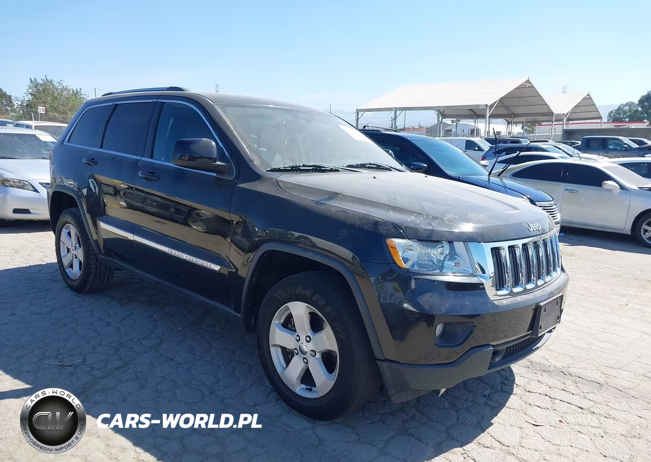 2013 Jeep Grand Cherokee Laredo – zdjęcie 1 z 16