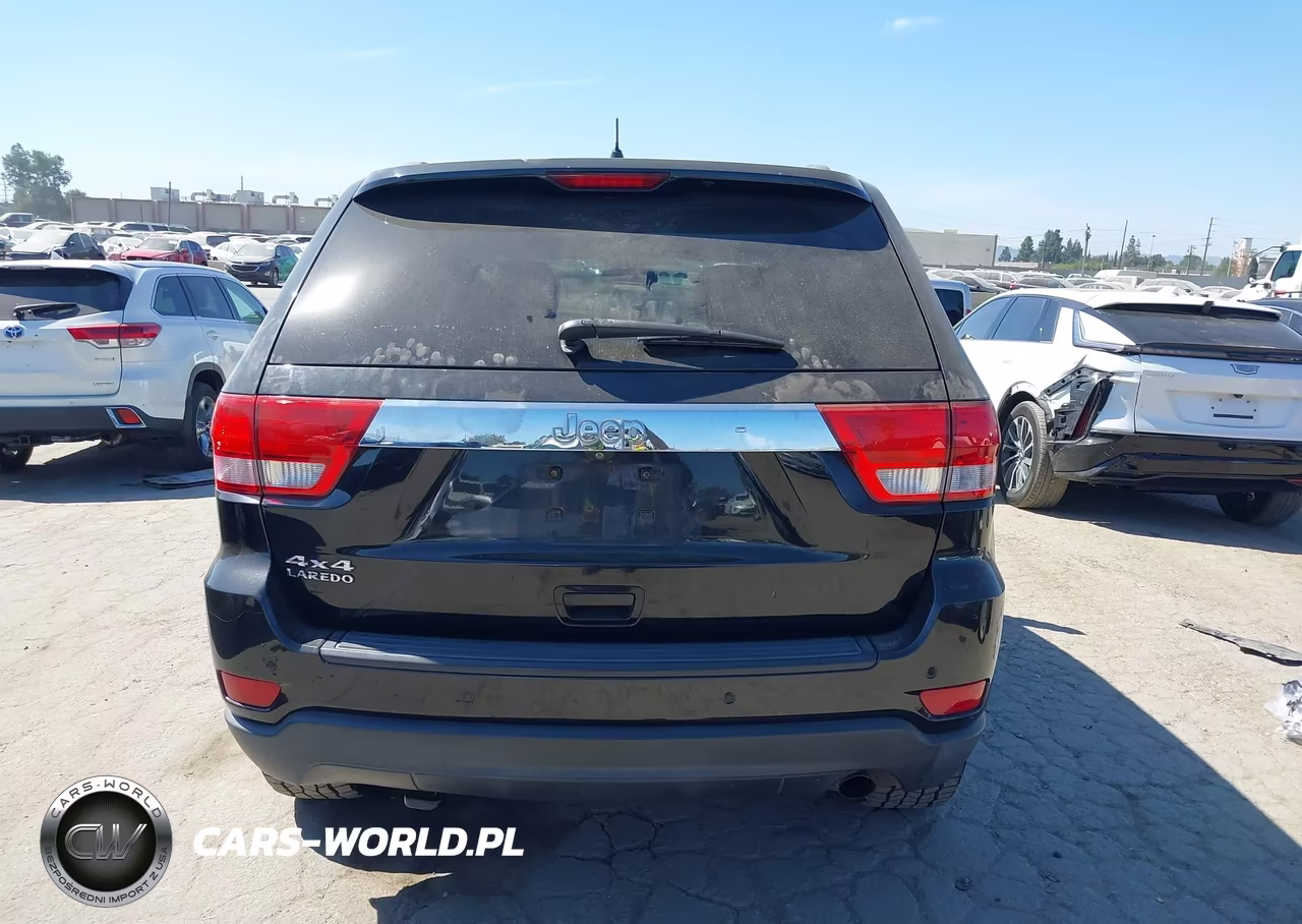 2013 Jeep Grand Cherokee Laredo VIN:1C4RJFAG6DC518458 - 16