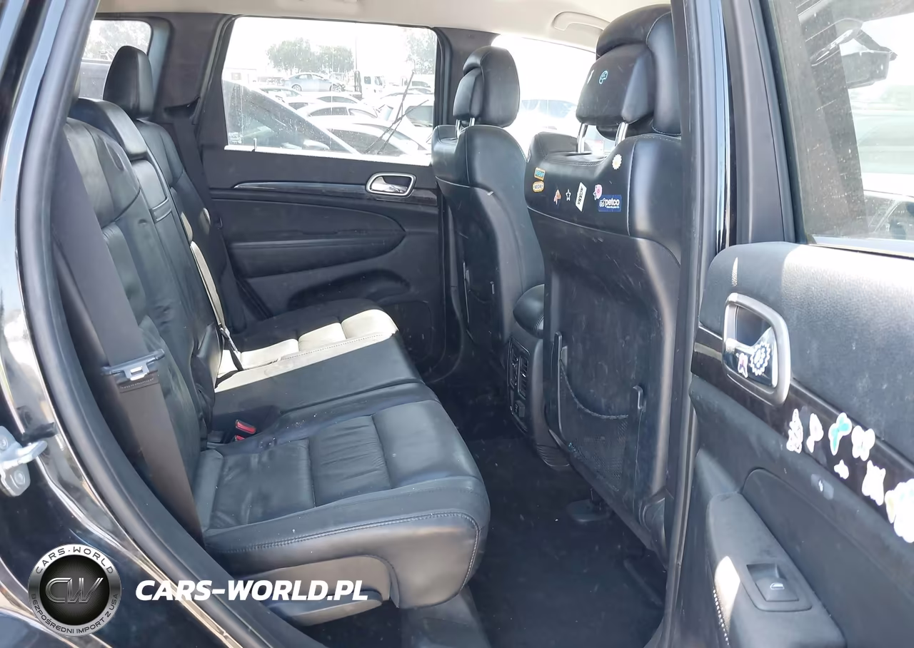 2013 Jeep Grand Cherokee Laredo VIN:1C4RJFAG6DC518458 - 8
