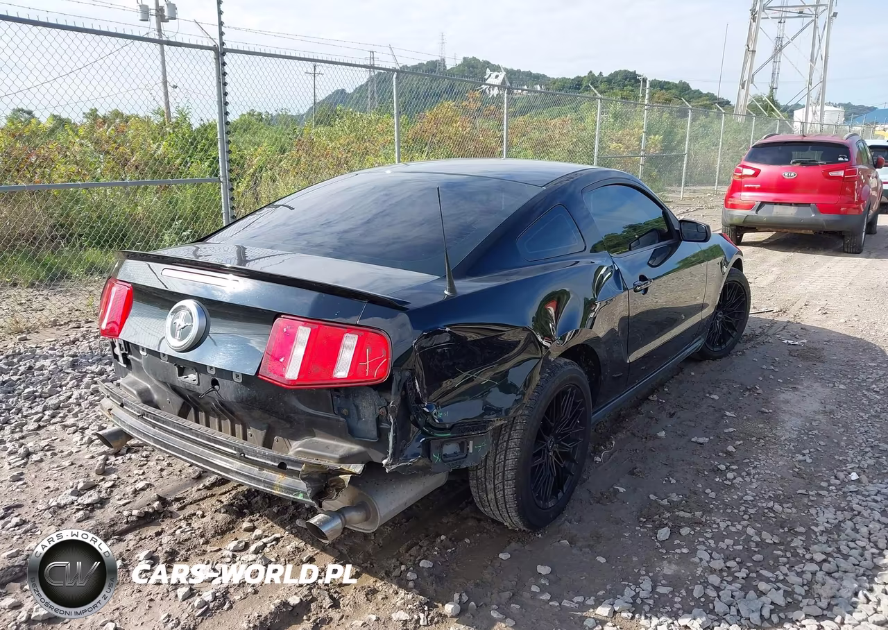2012 Ford Mustang V6 VIN:1ZVBP8AM5C5204706 - 4