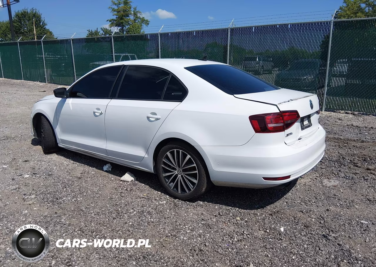 2016 Volkswagen Jetta 1.8T Sport VIN:3VWD17AJ9GM321845 - 3