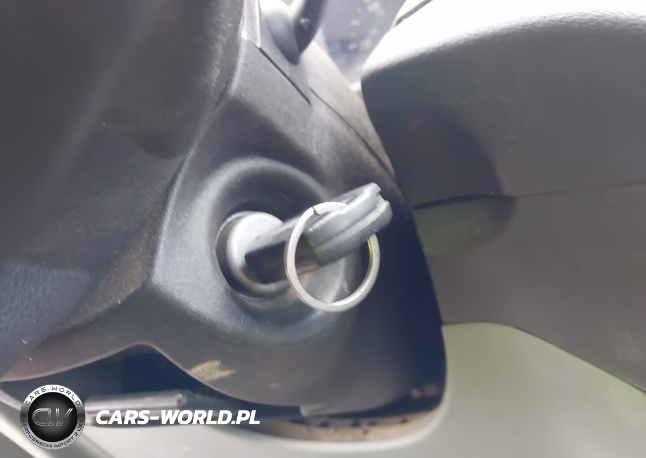 2019 Ford Transit-250 VIN:1FTYR1ZM2KKA89209 - 11