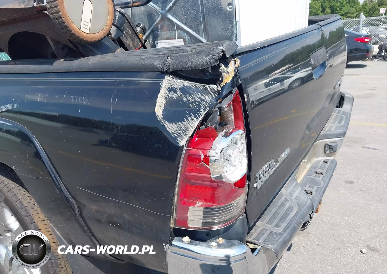 2013 Toyota Tacoma Prerunner V6 VIN:5TFJU4GN5DX033994 - 19