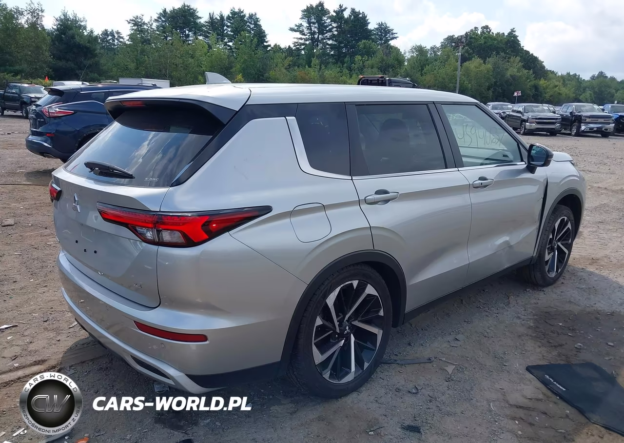 2022 Mitsubishi Outlander Black Edition S-Awc-Se 2.5 S-Awc-Se Launch Edition S-Awc VIN:JA4J4UA84NZ067539 - 4