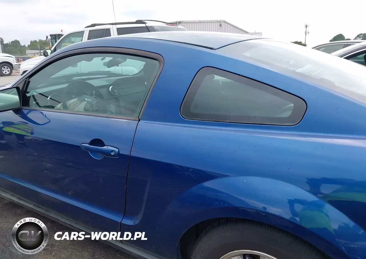 2008 Ford Mustang V6 Deluxe VIN:1ZVHT80N785147075 - 14