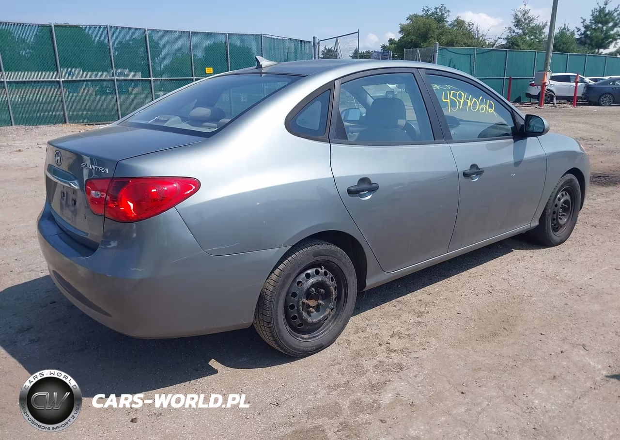 2010 Hyundai Elantra Gls VIN:KMHDU4AD4AU884559 - 4