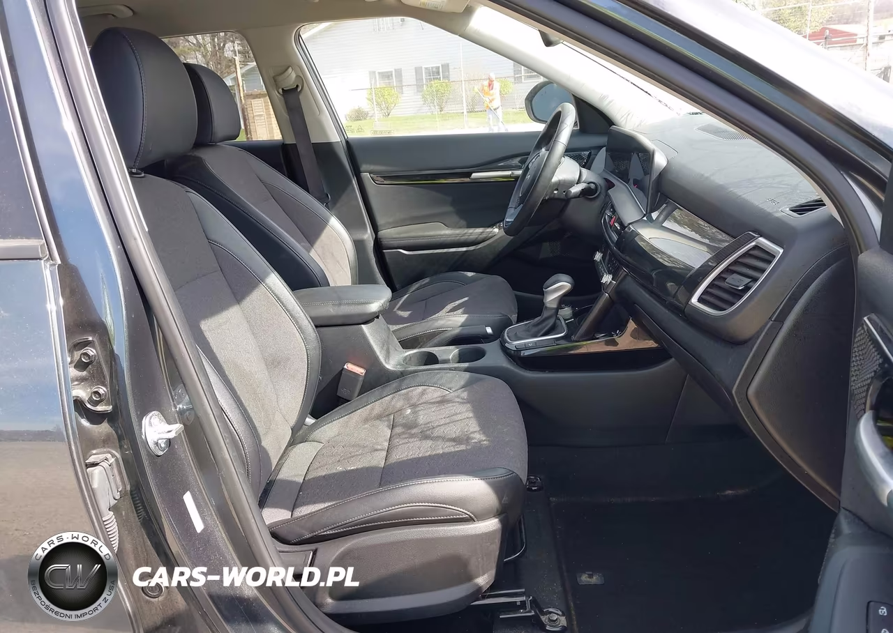 2026 Kia Seltos S VIN:KNDEU2AA0T7850459 - 5