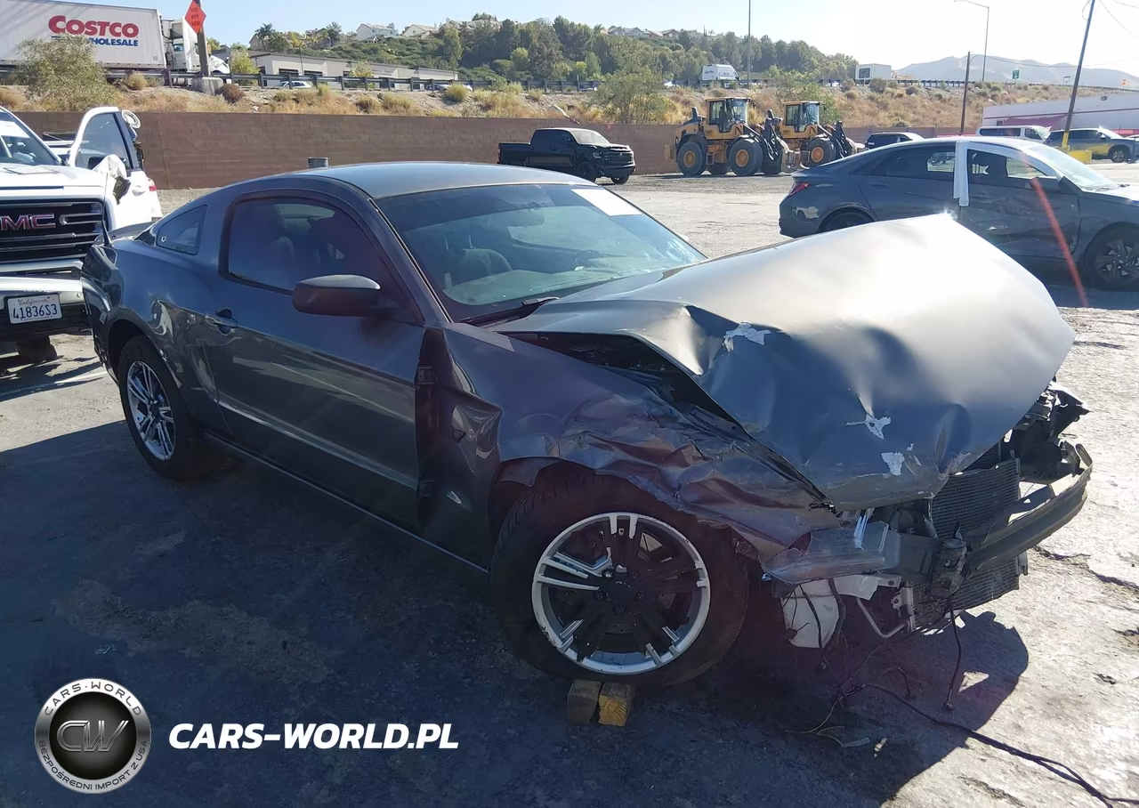 2014 Ford Mustang V6