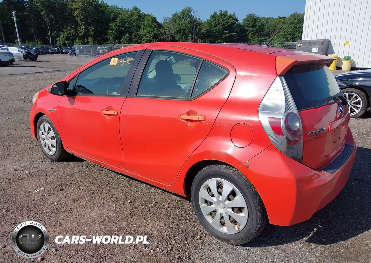 2012 Toyota Prius C One VIN:JTDKDTB37C1013901 - 15