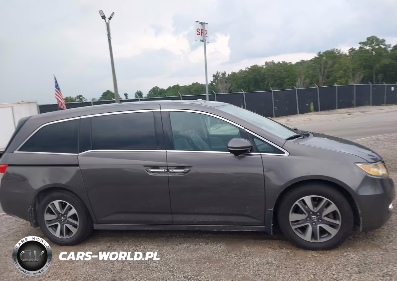 2015 Honda Odyssey Touring-Touring Elite VIN:5FNRL5H9XFB020183 - 13