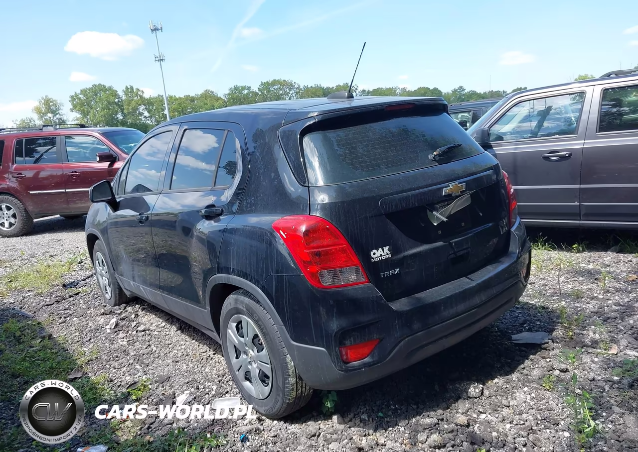 2018 Chevrolet Trax Ls VIN:3GNCJKSB8JL206294 - 3