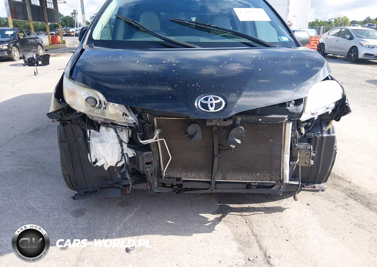 2011 Toyota Sienna Xle VIN:5TDDK3DC8BS026900 - 6