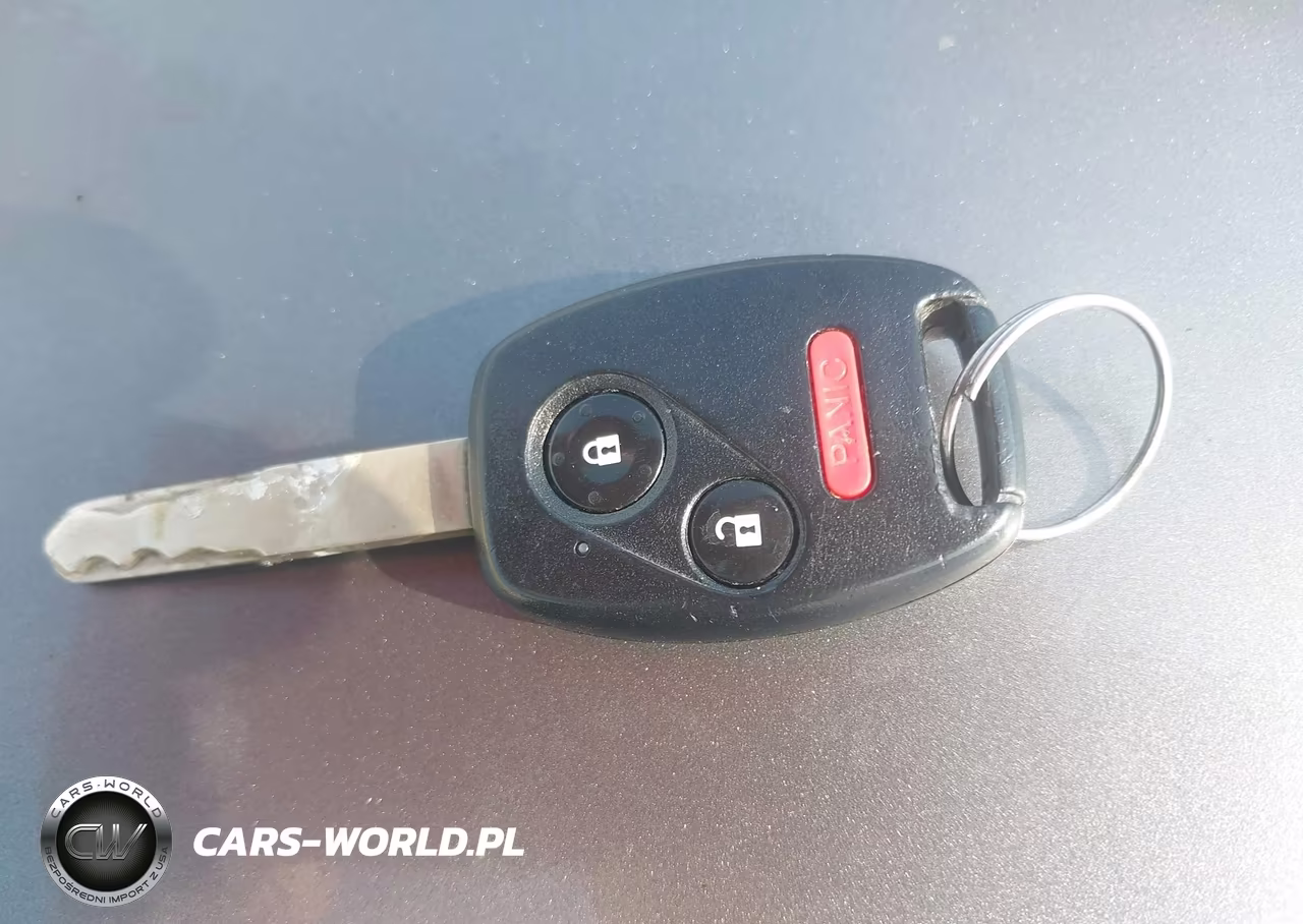 2012 Honda Fit VIN:JHMGE8H3XCC025664 - 11