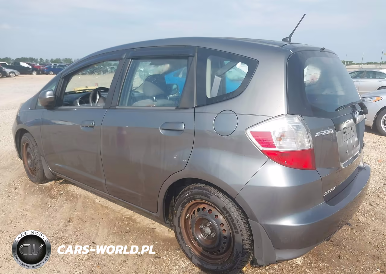 2012 Honda Fit VIN:JHMGE8H3XCC025664 - 3