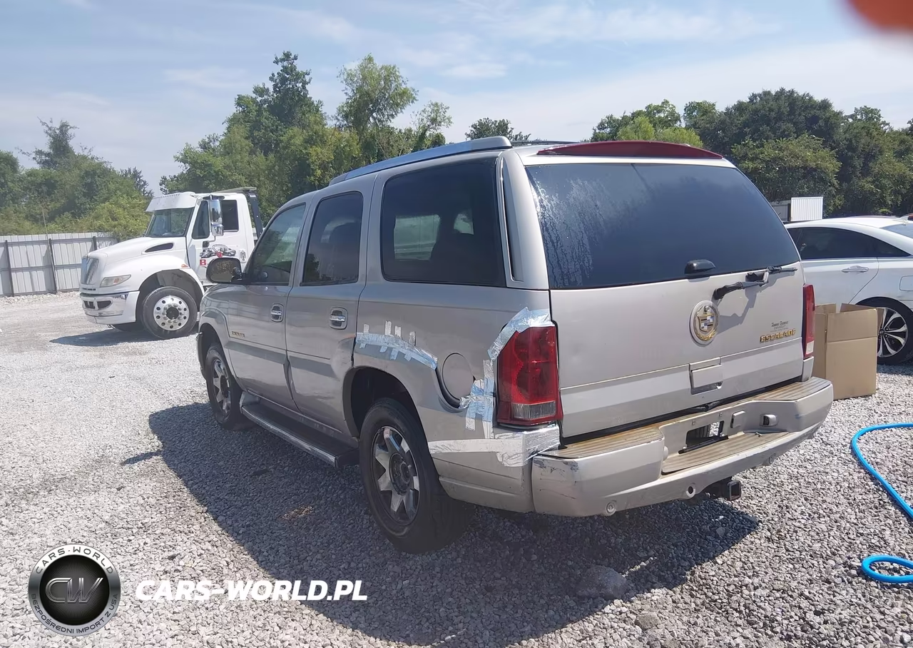 2005 Cadillac Escalade Standard VIN:1GYEK63N15R209920 - 3