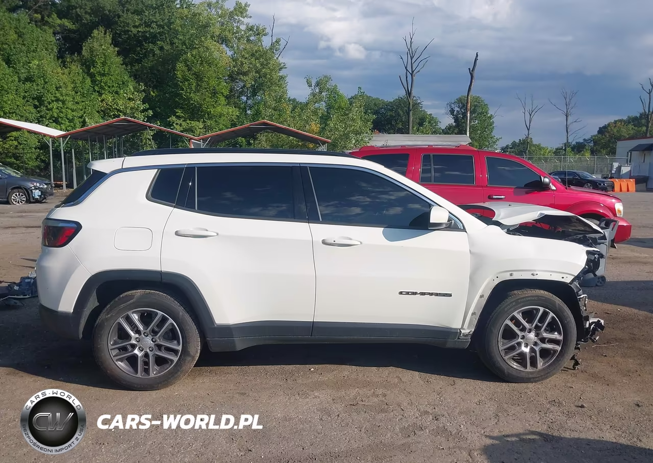 2020 Jeep Compass Latitude VIN:3C4NJCBB4LT166077 - 13