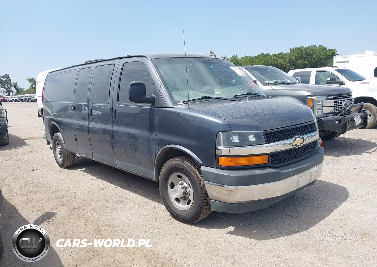 2017 Chevrolet Express 2500 Work Van – zdjęcie 1 z 19