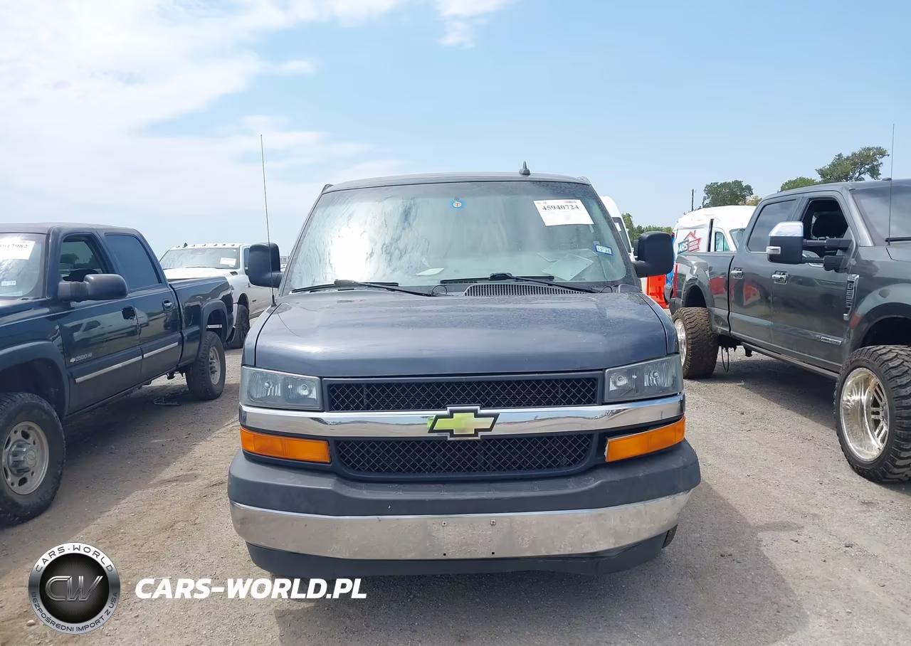 2017 Chevrolet Express 2500 Work Van VIN:1GCWGBFF3H1345946 - 13