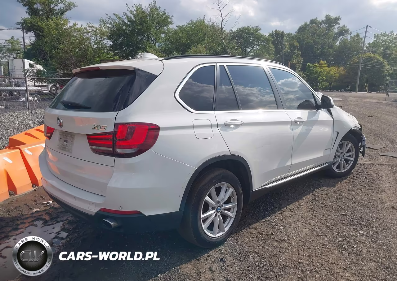 2015 BMW X5 xDrive35I VIN:5UXKR0C57F0K58173 - 4