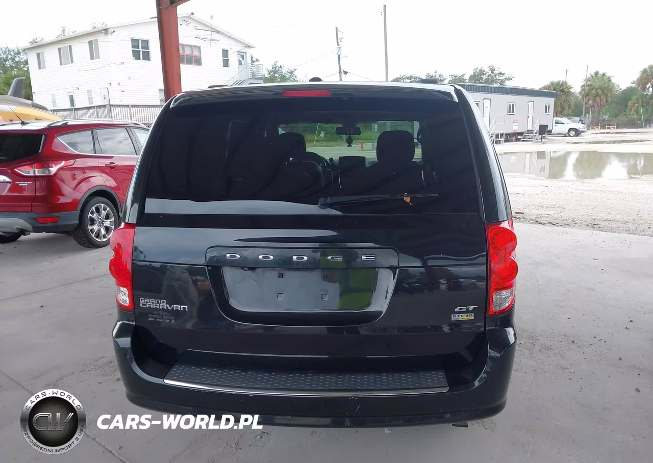 2018 Dodge Grand Caravan Gt VIN:2C4RDGEG0JR325359 - 16