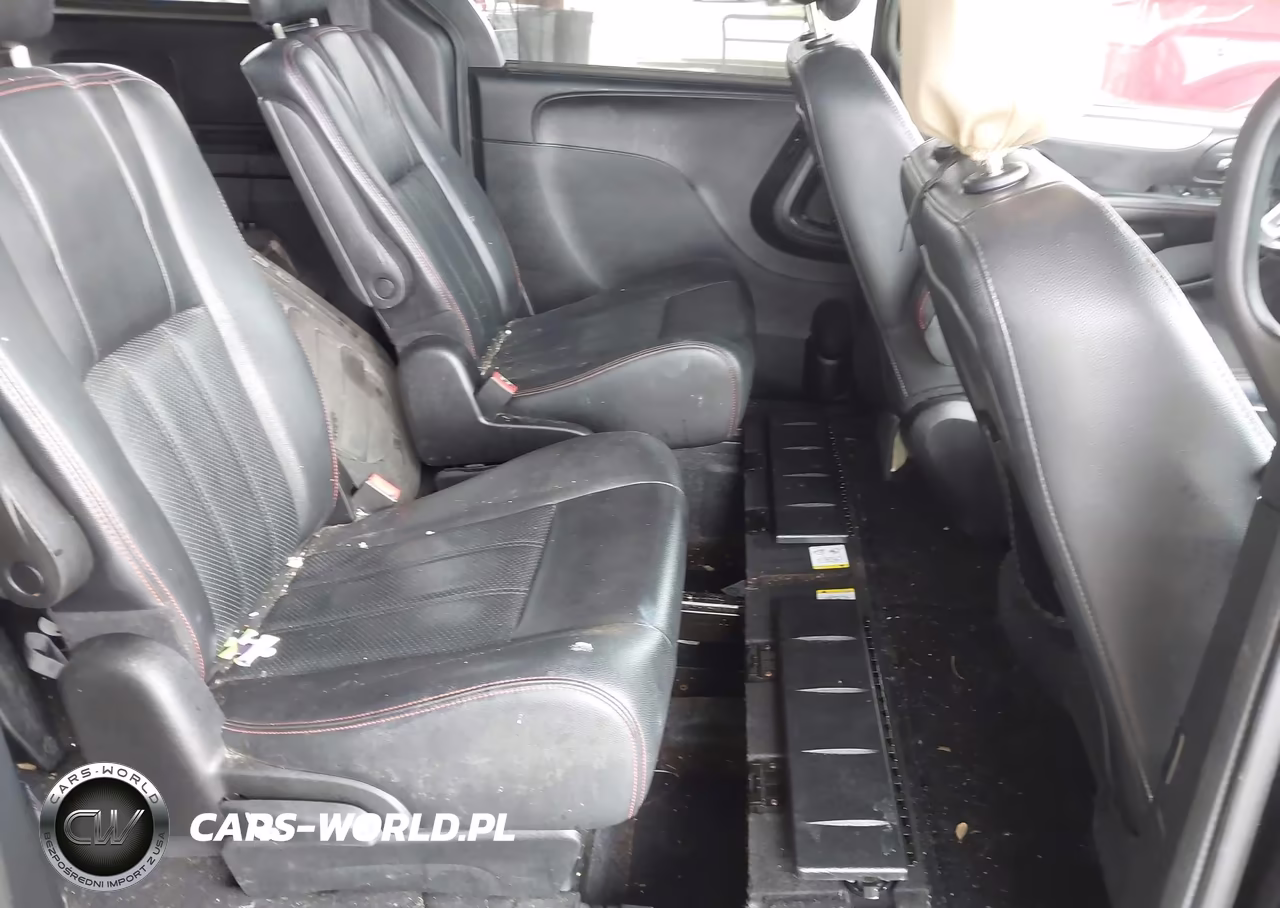 2018 Dodge Grand Caravan Gt VIN:2C4RDGEG0JR325359 - 8