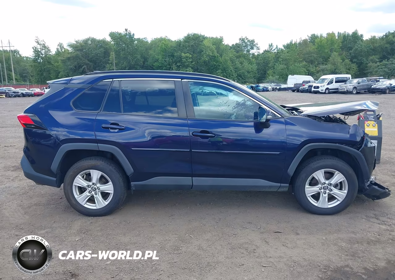 2021 Toyota Rav4 Xle VIN:2T3P1RFV2MW223967 - 13