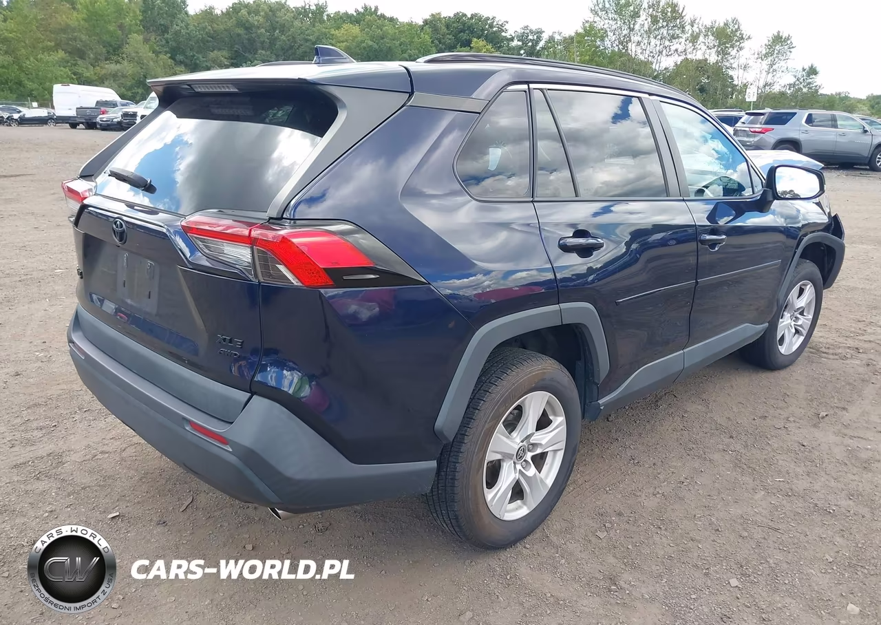 2021 Toyota Rav4 Xle VIN:2T3P1RFV2MW223967 - 4