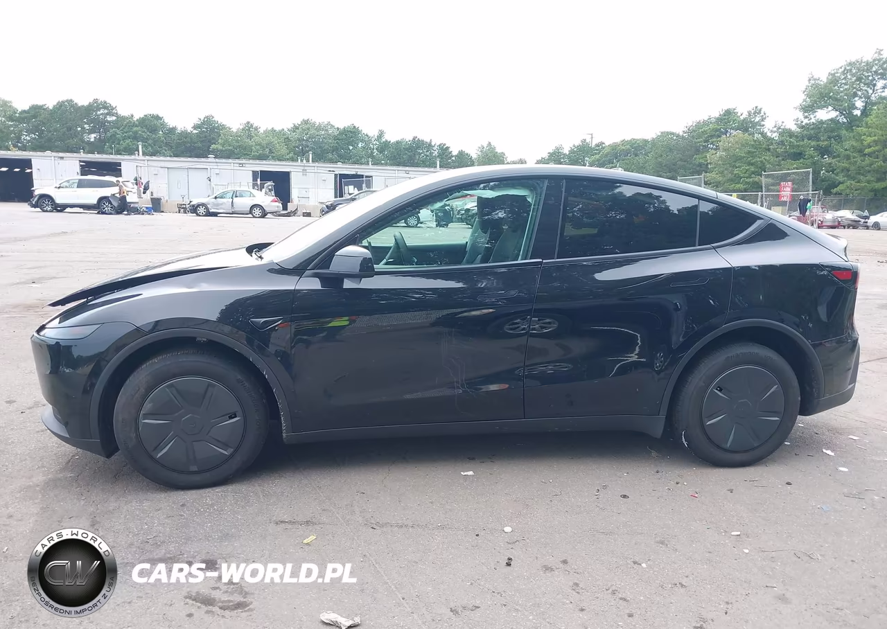 2026 Tesla Model Y VIN:7SAYGDEE8TA650436 - 14