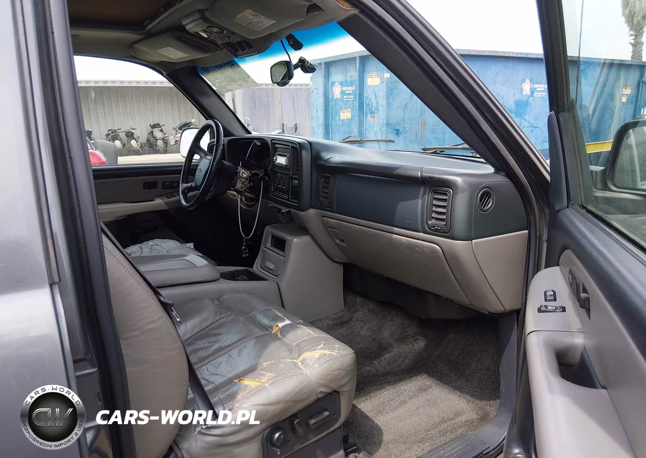 2002 Chevrolet Tahoe Lt VIN:1GNEC13T92R189732 - 5