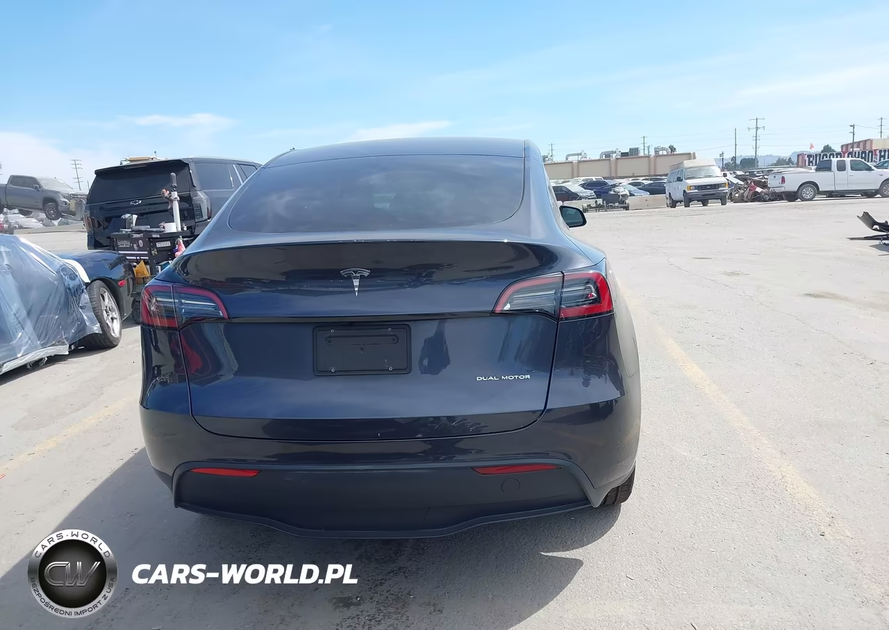 2024 Tesla Model Y Long Range Dual Motor All-Wheel Drive VIN:7SAYGDEE3RA224694 - 16