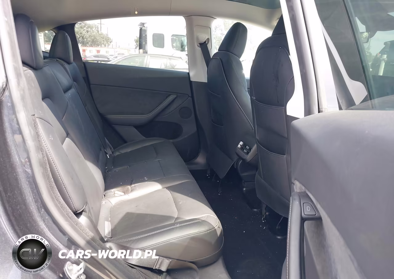 2024 Tesla Model Y Long Range Dual Motor All-Wheel Drive VIN:7SAYGDEE3RA224694 - 8